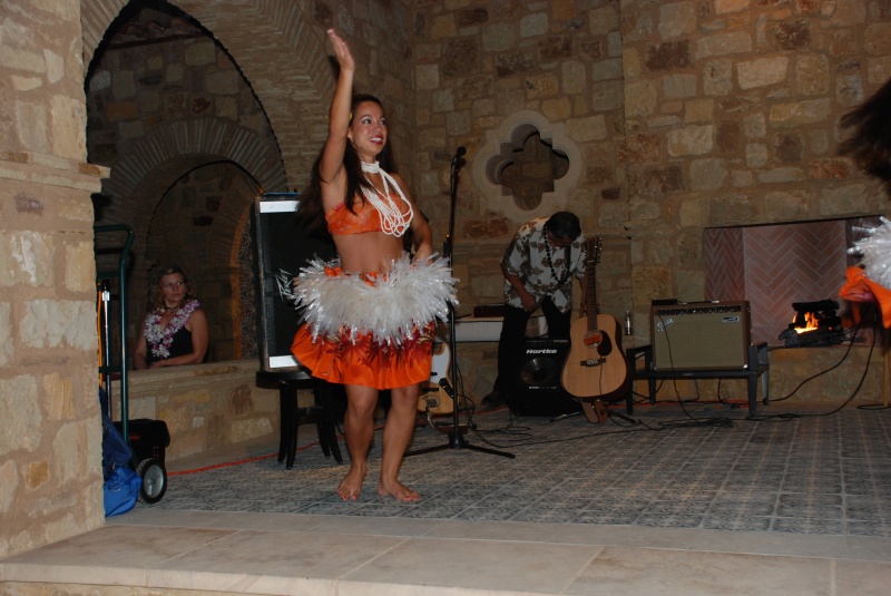 2009/05(May)/LUAU AT ESCONDIDO KYLA & VALE ALONG/800x600_2009-05-23-ESCONDIDO LUAU KYLA VALE 14.jpg